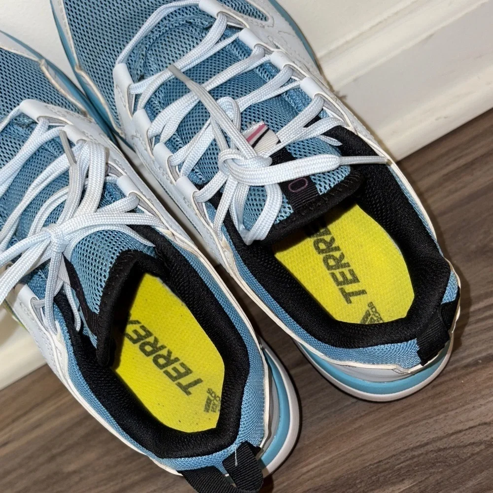 Adidas Women’s Sneakers in Blue and Neon Yellow